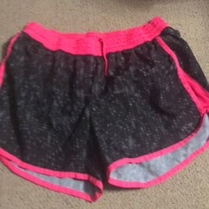 Women’s athletic Champion XL shorts